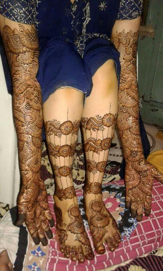 Latest Best Mahendi Designs for Both Hands & Legs 