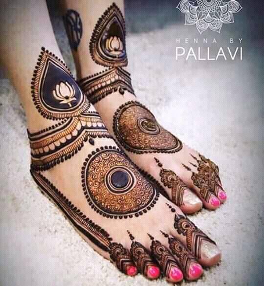 Floral Style Foot Leg Mehndi Designs Fashion Beauty Mehndi