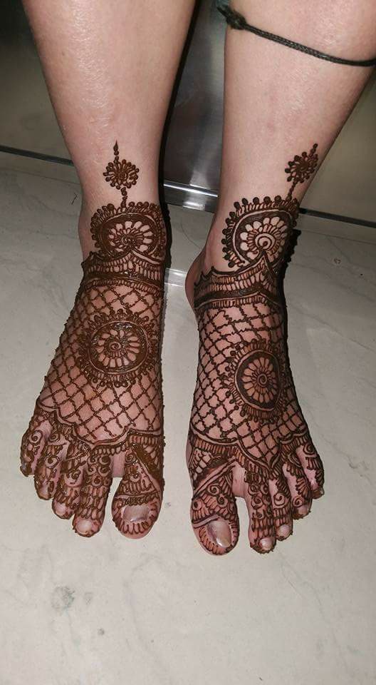 Floral Style Foot & Leg Mehndi Designs - Fashion Beauty 