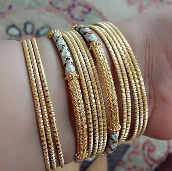 Most beautiful gold bangles designs - Fashion Beauty Mehndi Jewellery ...