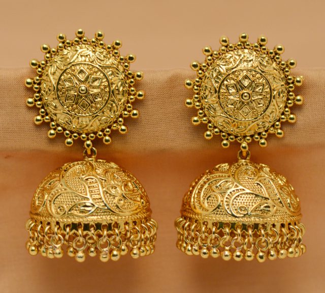 Here The Various Types Of Gold Jhumkas - Fashion Beauty Mehndi ...