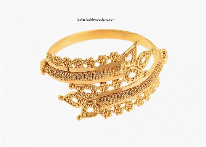 Latest heavy gold rings - Fashion Beauty Mehndi Jewellery Blouse Design