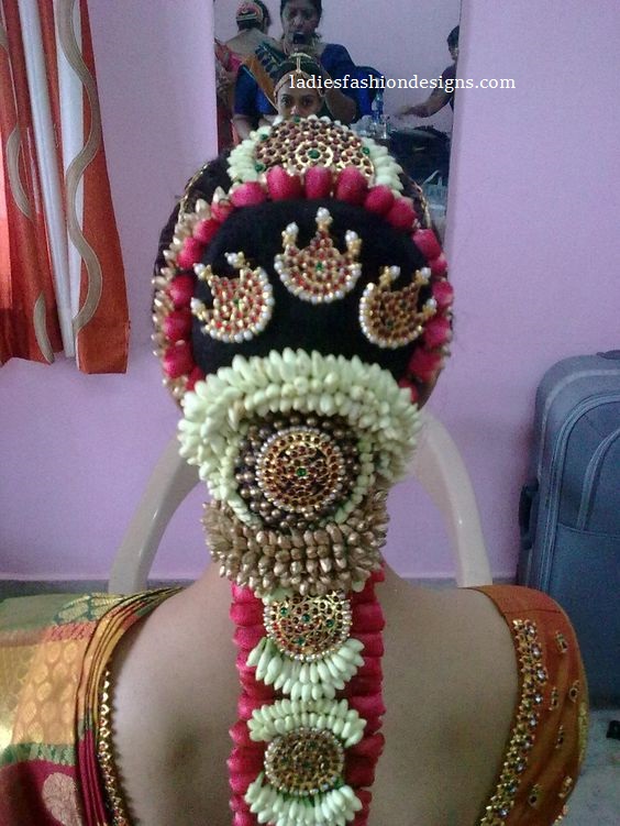 muthyala jada designs